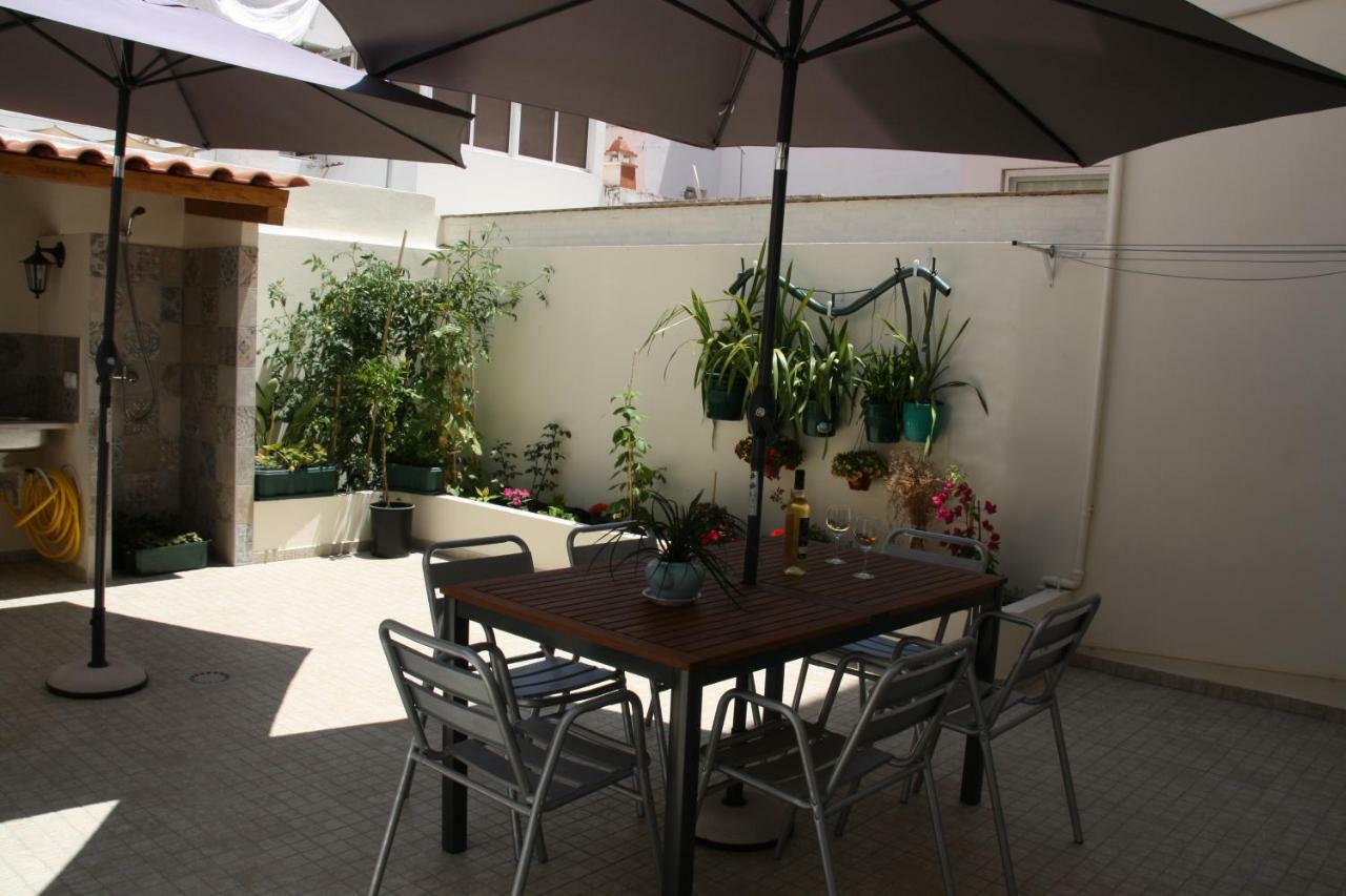 빌라레알데산토안토니오 House Of Orchids With Patio 아파트 외부 사진