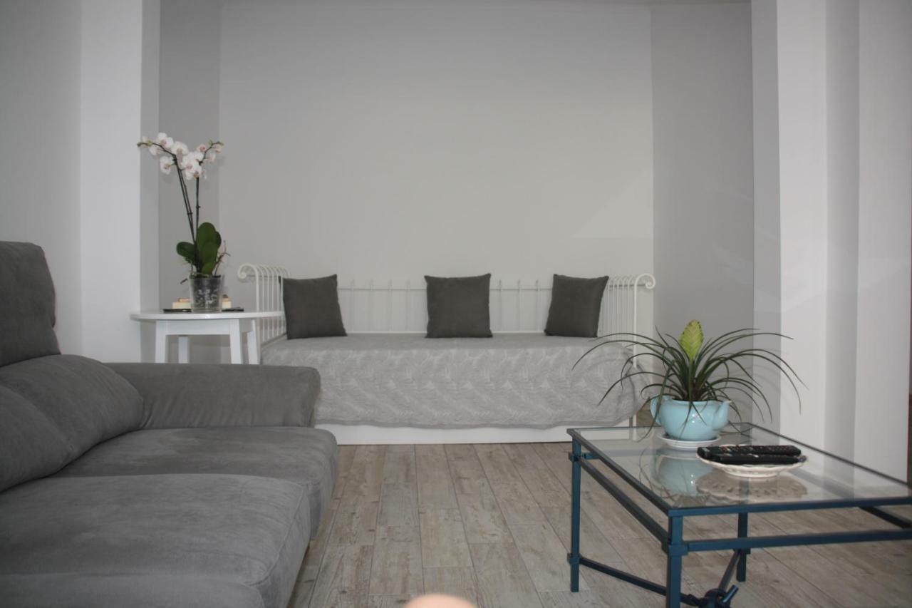빌라레알데산토안토니오 House Of Orchids With Patio 아파트 외부 사진
